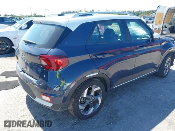 ✅ 2023 Hyundai Venue SEL • VIN: KMHRC8A34PU232220 • Lot: 41699038. Listed on IAAI with 40,759 mi. Free auction sales archive from the USA and detailed vehicle history report at DreamBid. Image 4.