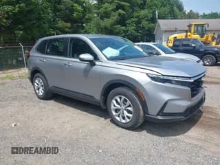 ✅ 2024 Honda CR-V LX • VIN: 2HKRS4H27RH423222 • Lot: 42657165. Wystawiony na IAAI z przebiegiem 19 457 mil. Bezpłatny archiwum sprzedaży aukcyjnych z USA i szczegółowy raport historii pojazdu na DreamBid. Zdjęcie 1.