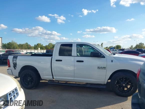 ✅ 2015 Ram 1500 Tradesman • VIN: 1C6RR6FG5FS646241 • Lot: 43713322. Listed on IAAI with 117,231 mi. Free auction sales archive from the USA and detailed vehicle history report at DreamBid. Image 13.