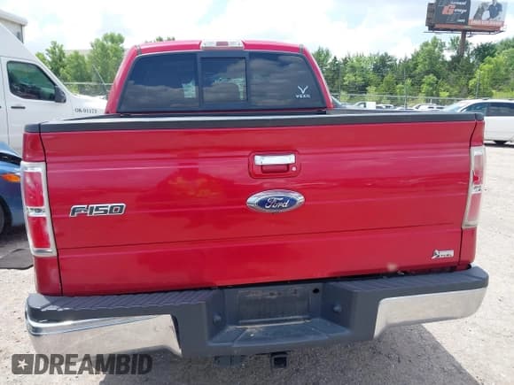 ✅ 2012 Ford F-150 XL • VIN: 1FTFW1ET3CFA27034 • Lot: 42645404. Listed on IAAI with 175,555 mi. Free auction sales archive from the USA and detailed vehicle history report at DreamBid. Image 17.