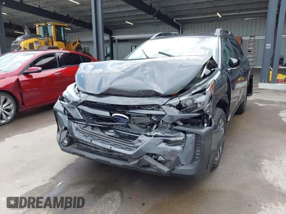 ✅ 2025 Subaru Outback Premium • VIN: 4S4BTAFC5S3229875 • Lot: 43276373. Wystawiony na IAAI z przebiegiem 3 451 mil. Bezpłatny archiwum sprzedaży aukcyjnych z USA i szczegółowy raport historii pojazdu na DreamBid. Zdjęcie 6.