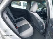 ✅ 2020 Chevrolet Bolt EV LT • VIN: 1G1FY6S02L4137403 • Lot: 41930545. Wystawiony na IAAI z przebiegiem 20 385 mil. Bezpłatny archiwum sprzedaży aukcyjnych z USA i szczegółowy raport historii pojazdu na DreamBid. Zdjęcie 8.