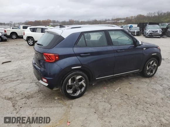 ✅ 2022 Hyundai Venue SEL • VIN: KMHRC8A3XNU151347 • Lot: 81422234. Listed on Copart with 47,205 mi. Free auction sales archive from the USA and detailed vehicle history report at DreamBid. Image 3.