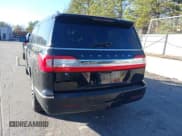 ✅ 2018 Lincoln Navigator Select • VIN: 5LMJJ3JT7JEL08789 • Lot: 41087888. Wystawiony na IAAI z przebiegiem 175 881 mil. Bezpłatny archiwum sprzedaży aukcyjnych z USA i szczegółowy raport historii pojazdu na DreamBid. Zdjęcie 16.