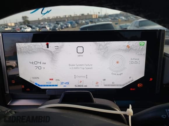 ✅ 2024 GMC HUMMER EV Pickup 2X • VIN: 1GT10BDD7RU112152 • Лот: 41598253. Опубликован ранее на IAAI с пробегом 5 365 миль. Бесплатный доступ к архиву аукционных продаж из США и подробный отчёт об истории автомобиля на DreamBid. Изображение 7.