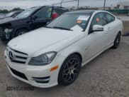 ✅ 2012 Mercedes-Benz C 250 • VIN: WDDGJ4HB5CF783042 • Lot: 42303857. Wystawiony na IAAI z przebiegiem 138 058 mil. Bezpłatny archiwum sprzedaży aukcyjnych z USA i szczegółowy raport historii pojazdu na DreamBid. Zdjęcie 2.