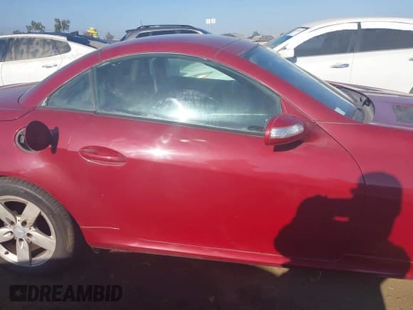 ✅ 2008 Mercedes-Benz SLK 280 • VIN: WDBWK54F28F183800 • Lot: 40371974. Wystawiony na IAAI z przebiegiem Nie podano. Bezpłatny archiwum sprzedaży aukcyjnych z USA i szczegółowy raport historii pojazdu na DreamBid. Zdjęcie 13.