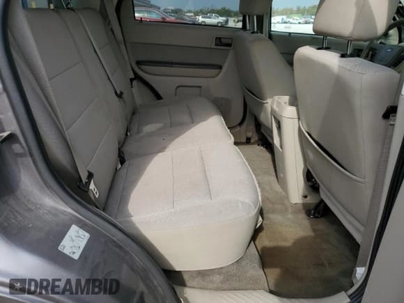 ✅ 2012 Ford Escape XLT • VIN: 1FMCU0D75CKA71501 • Lot: 86689835. Wystawiony na Copart z przebiegiem 75 300 mil. Bezpłatny archiwum sprzedaży aukcyjnych z USA i szczegółowy raport historii pojazdu na DreamBid. Zdjęcie 10.