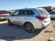 ✅ 2018 Mitsubishi Outlander SE • VIN: JA4AD3A32JZ010328 • Lot: 87104415. Wystawiony na Copart z przebiegiem 56 466 mil. Bezpłatny archiwum sprzedaży aukcyjnych z USA i szczegółowy raport historii pojazdu na DreamBid. Zdjęcie 2.