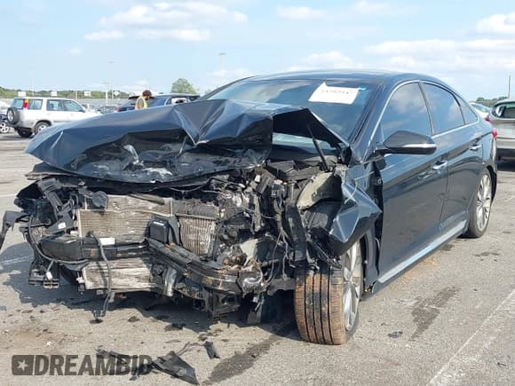 ✅ 2015 Hyundai Sonata Sport • VIN: 5NPE34ABXFH115706 • Лот: 43292547. Опубликован ранее на IAAI с пробегом 145 594 миль. Бесплатный доступ к архиву аукционных продаж из США и подробный отчёт об истории автомобиля на DreamBid. Изображение 17.