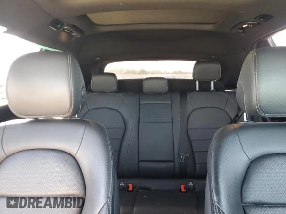 ✅ 2021 Mercedes-Benz GLC 300 • VIN: W1N0G8DB4MV300065 • Lot: 89642285. Listed on Copart with Not provided. Free auction sales archive from the USA and detailed vehicle history report at DreamBid. Image 10.