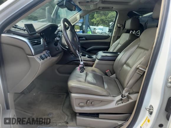 ✅ 2016 Chevrolet Tahoe LT • VIN: 1GNSKBKC1GR117704 • Lot: 80827215. Wystawiony na Copart z przebiegiem 189 403 mil. Bezpłatny archiwum sprzedaży aukcyjnych z USA i szczegółowy raport historii pojazdu na DreamBid. Zdjęcie 7.