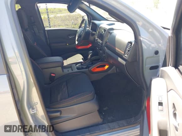 ✅ 2024 Nissan Frontier SV • VIN: 1N6ED1EK8RN668698 • Lot: 42096224. Listed on IAAI with 5,295 mi. Free auction sales archive from the USA and detailed vehicle history report at DreamBid. Image 5.