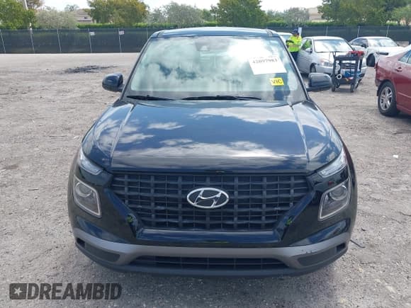 ✅ 2020 Hyundai Venue SE • VIN: KMHRB8A37LU046717 • Lot: 42097983. Listed on IAAI with 54,429 mi. Free auction sales archive from the USA and detailed vehicle history report at DreamBid. Image 12.
