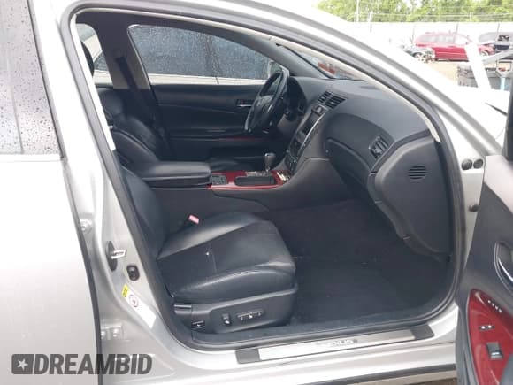 ✅ 2008 Lexus GS 350 • VIN: JTHCE96S280016853 • Lot: 42369225. Listed on IAAI with 139,576 mi. Free auction sales archive from the USA and detailed vehicle history report at DreamBid. Image 5.