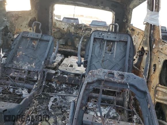 ✅ 2023 Buick Enclave Premium • VIN: 5GAERCKW7PJ197253 • Lot: 80515114. Wystawiony na Copart z przebiegiem Nie podano. Bezpłatny archiwum sprzedaży aukcyjnych z USA i szczegółowy raport historii pojazdu na DreamBid. Zdjęcie 10.