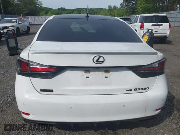 ✅ 2018 Lexus GS 350 • VIN: JTHCZ1BL7JA007490 • Лот: 42308958. Опубликован ранее на IAAI с пробегом 54 393 миль. Бесплатный доступ к архиву аукционных продаж из США и подробный отчёт об истории автомобиля на DreamBid. Изображение 16.