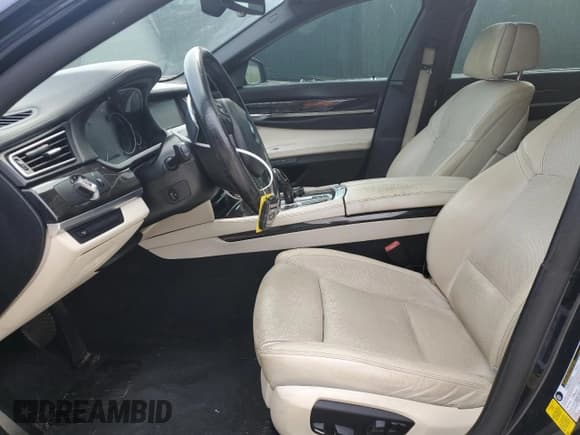 ✅ 2015 BMW 7 Series 750i • VIN: WBAYA8C51FG197764 • Lot: 67095554. Listed on Copart with 167,458 mi. Free auction sales archive from the USA and detailed vehicle history report at DreamBid. Image 7.