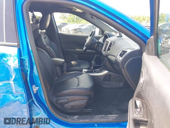 ✅ 2021 Jeep Compass 80th Anniversary • VIN: 3C4NJDEB5MT562277 • Lot: 42668078. Listed on IAAI with 26,946 mi. Free auction sales archive from the USA and detailed vehicle history report at DreamBid. Image 5.