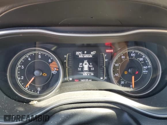 ✅ 2019 Jeep Cherokee Latitude • VIN: 1C4PJLCB0KD380771 • Lot: 90675315. Wystawiony na Copart z przebiegiem 160 125 mil. Bezpłatny archiwum sprzedaży aukcyjnych z USA i szczegółowy raport historii pojazdu na DreamBid. Zdjęcie 9.