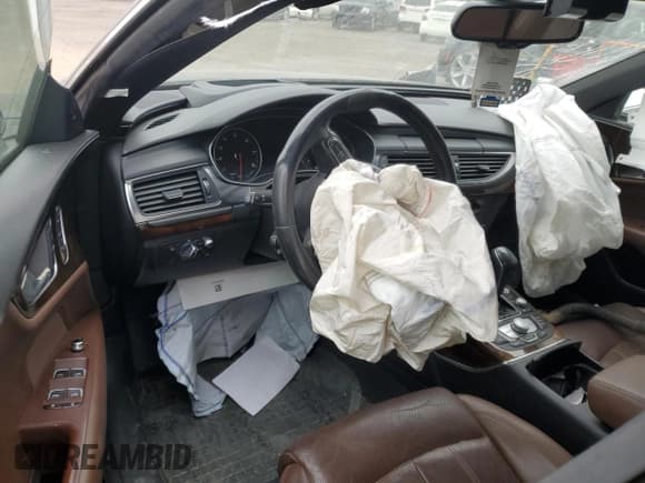 ✅ 2017 Audi A7 Prestige • VIN: WAU22AFC5HN077114 • Лот: 77531774. Опубликован ранее на Copart с пробегом Не указан. Бесплатный доступ к архиву аукционных продаж из США и подробный отчёт об истории автомобиля на DreamBid. Изображение 8.