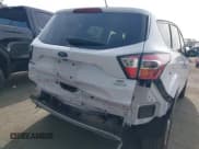 ✅ 2017 Ford Escape SE • VIN: 1FMCU0GD9HUD20265 • Lot: 41389092. Wystawiony na IAAI z przebiegiem 66 778 mil. Bezpłatny archiwum sprzedaży aukcyjnych z USA i szczegółowy raport historii pojazdu na DreamBid. Zdjęcie 6.