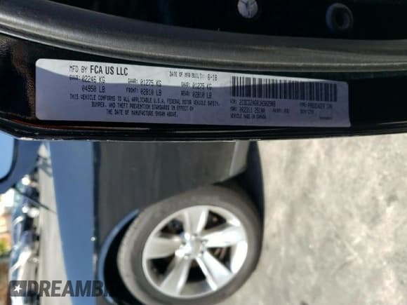 ✅ 2018 Dodge Challenger SXT Plus • VIN: 2C3CDZAG0JH302908 • Лот: 65071233. Опубликован ранее на Copart с пробегом 62 101 миль. Бесплатный доступ к архиву аукционных продаж из США и подробный отчёт об истории автомобиля на DreamBid. Изображение 13.