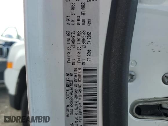 ✅ 2015 Jeep Patriot Latitude • VIN: 1C4NJPFA5FD430362 • Lot: 68039365. Wystawiony na Copart z przebiegiem 111 113 mil. Bezpłatny archiwum sprzedaży aukcyjnych z USA i szczegółowy raport historii pojazdu na DreamBid. Zdjęcie 13.