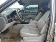 ✅ 2007 Chevrolet Suburban LTZ • VIN: 1GNFC16077R388601 • Lot: 81522175. Listed on Copart with 162,051 mi. Free auction sales archive from the USA and detailed vehicle history report at DreamBid. Image 7.