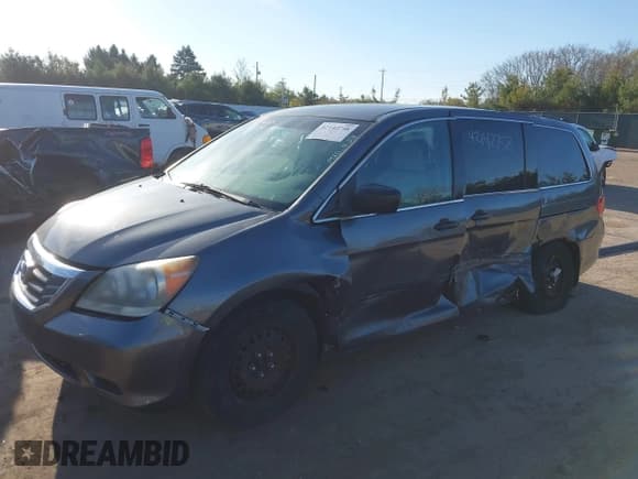 ✅ 2010 Honda Odyssey LX • VIN: 5FNRL3H29AB076728 • Lot: 42142758. Wystawiony na IAAI z przebiegiem 200 197 mil. Bezpłatny archiwum sprzedaży aukcyjnych z USA i szczegółowy raport historii pojazdu na DreamBid. Zdjęcie 6.