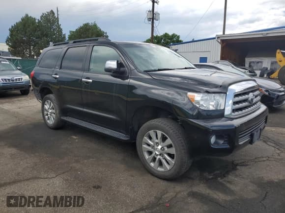 ✅ 2011 Toyota Sequoia Limited • VIN: 5TDJY5G13BS044843 • Lot: 59285055. Listed on Copart with 150,248 mi. Free auction sales archive from the USA and detailed vehicle history report at DreamBid. Image 4.