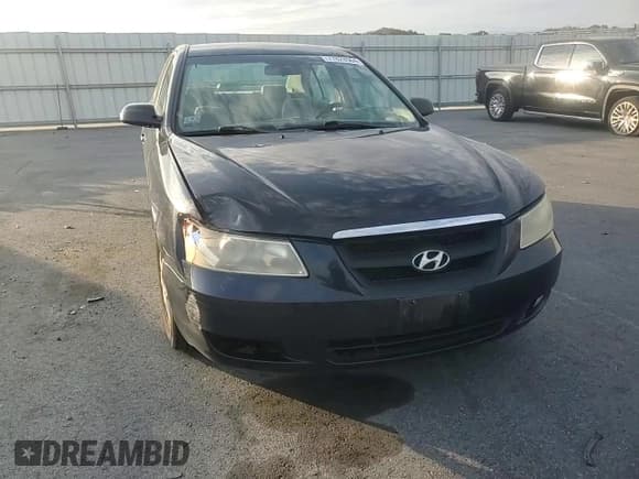 ✅ 2006 Hyundai Sonata GLS • VIN: 5NPEU46F56H115525 • Лот: 77828564. Опубликован ранее на Copart с пробегом 165 220 миль. Бесплатный доступ к архиву аукционных продаж из США и подробный отчёт об истории автомобиля на DreamBid. Изображение 9.