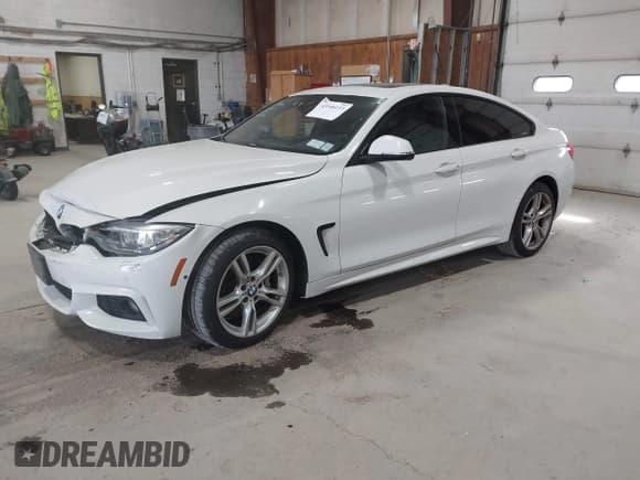 ✅ 2017 BMW 4 Series 430i xDrive • VIN: WBA4F9C54HG792455 • Lot: 43546133. Listed on IAAI with 81,800 mi. Free auction sales archive from the USA and detailed vehicle history report at DreamBid. Image 20.