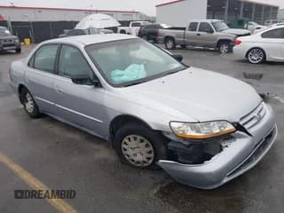 ✅ 2002 Honda Accord VP • VIN: 1HGCF86622A074850 • Lot: 41815031. Wystawiony na IAAI z przebiegiem 209 738 mil. Bezpłatny archiwum sprzedaży aukcyjnych z USA i szczegółowy raport historii pojazdu na DreamBid. Zdjęcie 1.