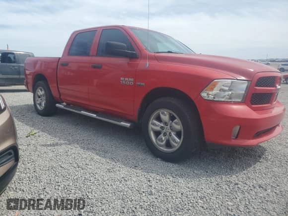 2013 Ram 1500 Express z VIN 1C6RR6KTXDS561265, wystawiony jako Copart lot #70894635 z przebiegiem 136 903 mil mil oraz Czysty tytuł • Clean title. Historia ofert i sprzedaży dostępna na DreamBid. Obrazek 4.