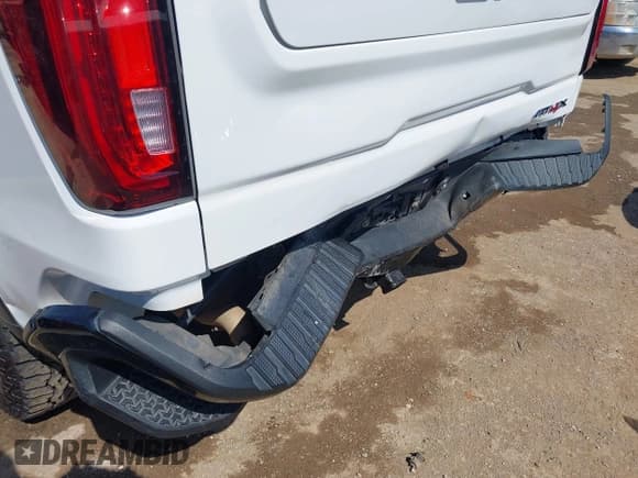 ✅ 2023 GMC Sierra 1500 AT4X • VIN: 3GTUUFEL7PG182765 • Лот: 43018136. Опубликован ранее на IAAI с пробегом 52 888 миль. Бесплатный доступ к архиву аукционных продаж из США и подробный отчёт об истории автомобиля на DreamBid. Изображение 6.