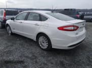 ✅ 2014 Ford Fusion Titanium • VIN: 3FA6P0SU6ER397622 • Lot: 43816342. Listed on IAAI with 121,145 mi. Free auction sales archive from the USA and detailed vehicle history report at DreamBid. Image 3.