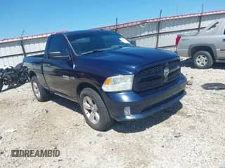 2013 Ram 1500 Express z VIN 3C6JR6AT7DG510683, wystawiony jako IAAI lot #42671311 z przebiegiem 160 807 mil mil oraz . Historia ofert i sprzedaży dostępna na DreamBid. Obrazek 1.