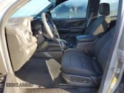 ✅ 2023 Chevrolet Colorado 4WD Trail Boss • VIN: 1GCPTEEK4P1148878 • Lot: 73843404. Wystawiony na Copart z przebiegiem 5 124 mil. Bezpłatny archiwum sprzedaży aukcyjnych z USA i szczegółowy raport historii pojazdu na DreamBid. Zdjęcie 7.