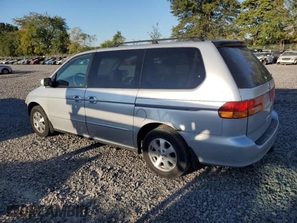 ✅ 2004 Honda Odyssey EX-L • VIN: 5FNRL18064B060994 • Lot: 71312415. Listed on Copart with 227,716 mi. Free auction sales archive from the USA and detailed vehicle history report at DreamBid. Image 2.