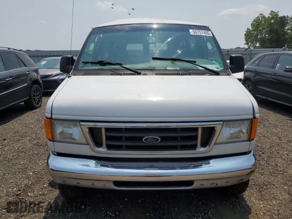 ✅ 2006 Ford Econoline Passenger XL • VIN: 1FBNE31L66HA03288 • Lot: 60757405. Listed on Copart with 112,546 mi. Free auction sales archive from the USA and detailed vehicle history report at DreamBid. Image 5.