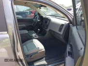 ✅ 2020 Chevrolet Colorado 2WD Work Truck • VIN: 1GCGSBEN5L1250342 • Lot: 42385150. Wystawiony na IAAI z przebiegiem 56 302 mil. Bezpłatny archiwum sprzedaży aukcyjnych z USA i szczegółowy raport historii pojazdu na DreamBid. Zdjęcie 5.