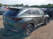 ✅ 2022 Hyundai Tucson Blue • VIN: KM8JBCA18NU075192 • Lot: 42958168. Wystawiony na IAAI z przebiegiem 35 149 mil. Bezpłatny archiwum sprzedaży aukcyjnych z USA i szczegółowy raport historii pojazdu na DreamBid. Zdjęcie 4.