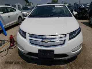 ✅ 2015 Chevrolet Volt • VIN: 1G1RA6E43FU115799 • Lot: 62440674. Wystawiony na Copart z przebiegiem 146 339 mil. Bezpłatny archiwum sprzedaży aukcyjnych z USA i szczegółowy raport historii pojazdu na DreamBid. Zdjęcie 5.