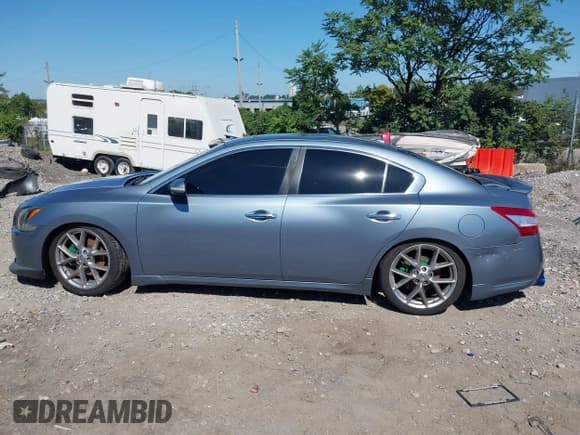 ✅ 2011 Nissan Maxima SV • VIN: 1N4AA5AP1BC850057 • Lot: 43055074. Listed on IAAI with 137,453 mi. Free auction sales archive from the USA and detailed vehicle history report at DreamBid. Image 14.