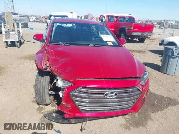 ✅ 2017 Hyundai Elantra SE • VIN: 5NPD84LF9HH009229 • Lot: 43509962. Listed on IAAI with 137,741 mi. Free auction sales archive from the USA and detailed vehicle history report at DreamBid. Image 12.