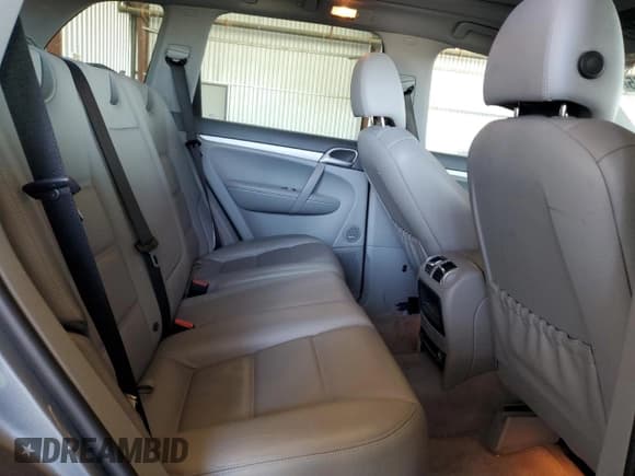 ✅ 2010 Porsche Cayenne • VIN: WP1AB2AP0ALA50336 • Lot: 62089865. Listed on Copart with 153,942 mi. Free auction sales archive from the USA and detailed vehicle history report at DreamBid. Image 11.