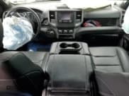 ✅ 2023 Ram 1500 Tradesman • VIN: 1C6RRFCG3PN570801 • Lot: 69969815. Wystawiony na Copart z przebiegiem 47 847 mil. Bezpłatny archiwum sprzedaży aukcyjnych z USA i szczegółowy raport historii pojazdu na DreamBid. Zdjęcie 8.