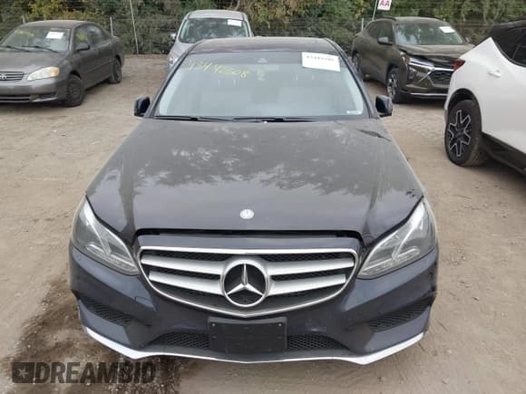 ✅ 2016 Mercedes-Benz E 350 Luxury • VIN: WDDHF8JB1GB311070 • Lot: 43442508. Wystawiony na IAAI z przebiegiem 145 667 mil. Bezpłatny archiwum sprzedaży aukcyjnych z USA i szczegółowy raport historii pojazdu na DreamBid. Zdjęcie 12.
