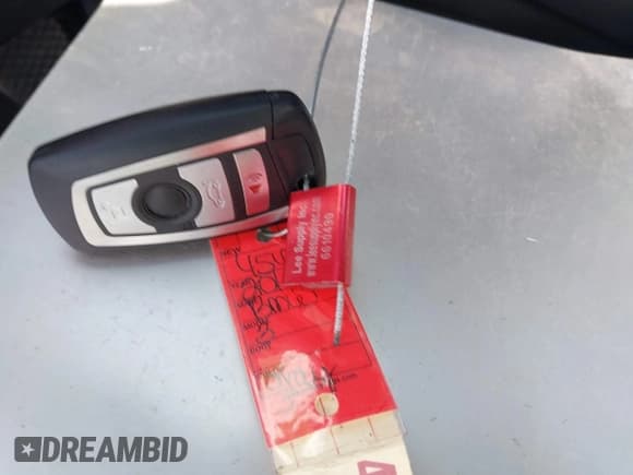 ✅ 2016 BMW 3 Series 328i xDrive • VIN: WBA8E3G5XGNU05817 • Lot: 41942151. Listed on IAAI with 115,637 mi. Free auction sales archive from the USA and detailed vehicle history report at DreamBid. Image 11.